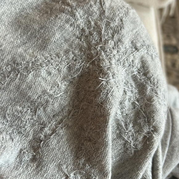 Lilly Pulitzer Embellished Gray Top with Palm Design, sequins,beading, stones - Picture 8 of 8